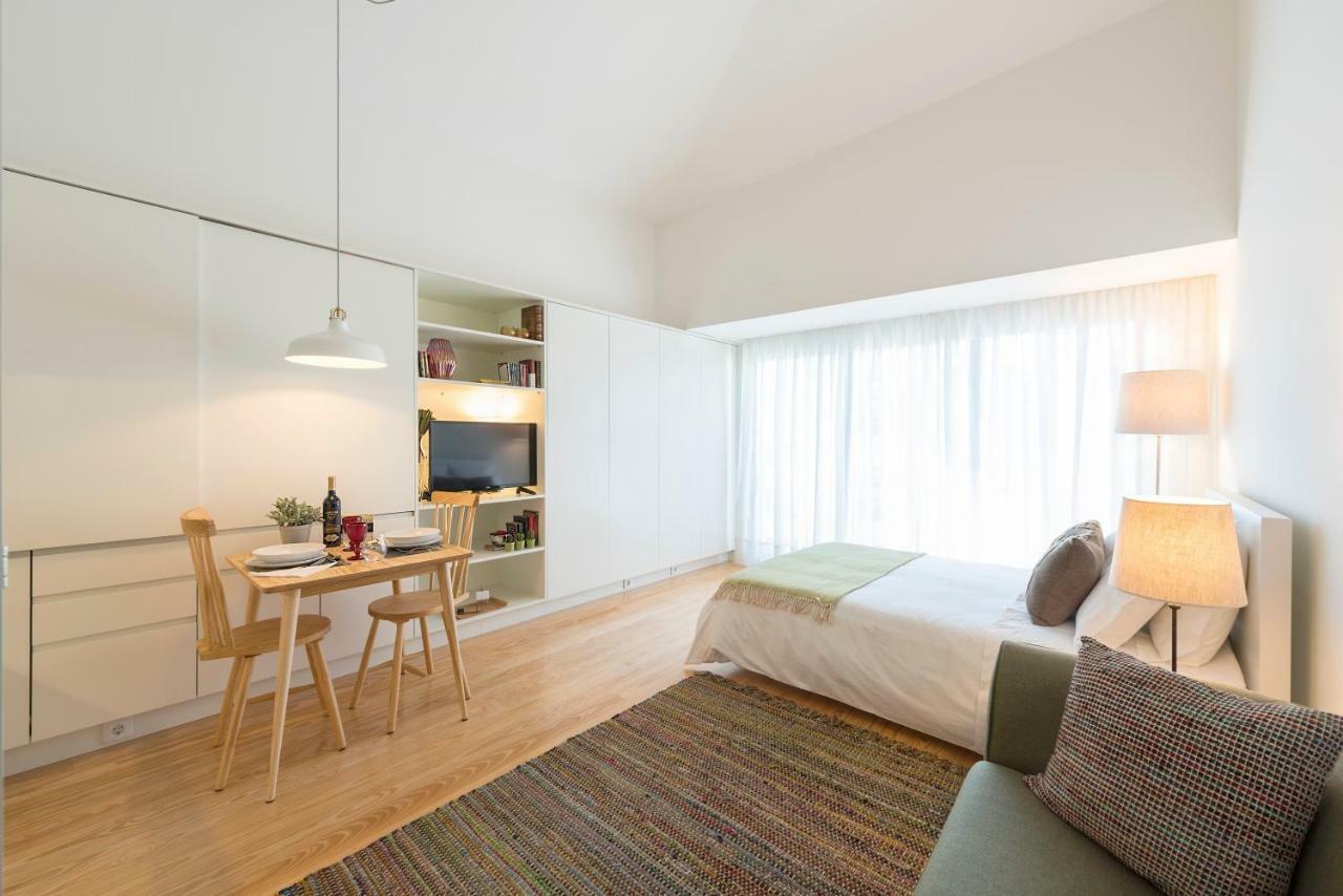 Bright Downtown Apartment Porto Kültér fotó